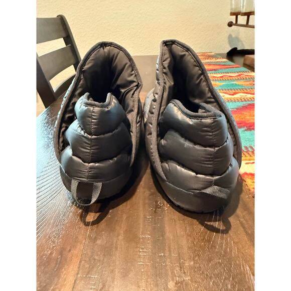 The North Face ThermoBall Insulated Camp Booties Black Men’s 12 / Women’s 13.5 main image 6